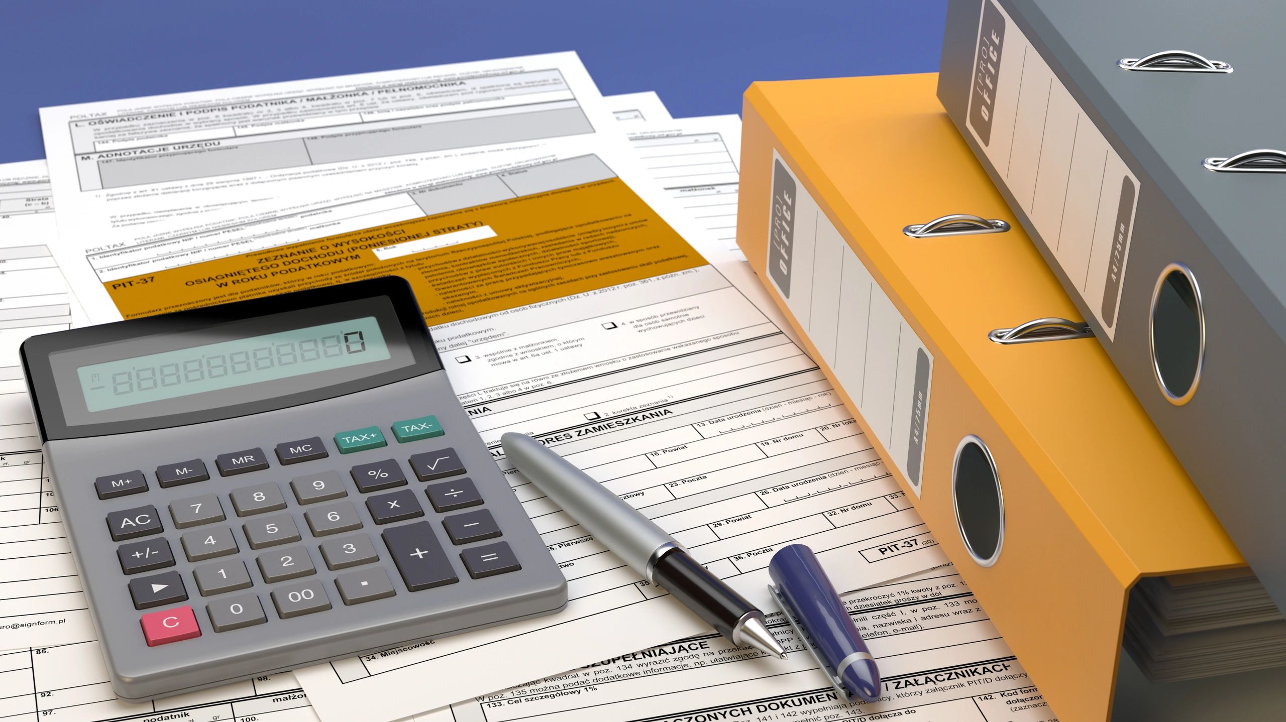 Analisi finanziaria con grafici e documenti